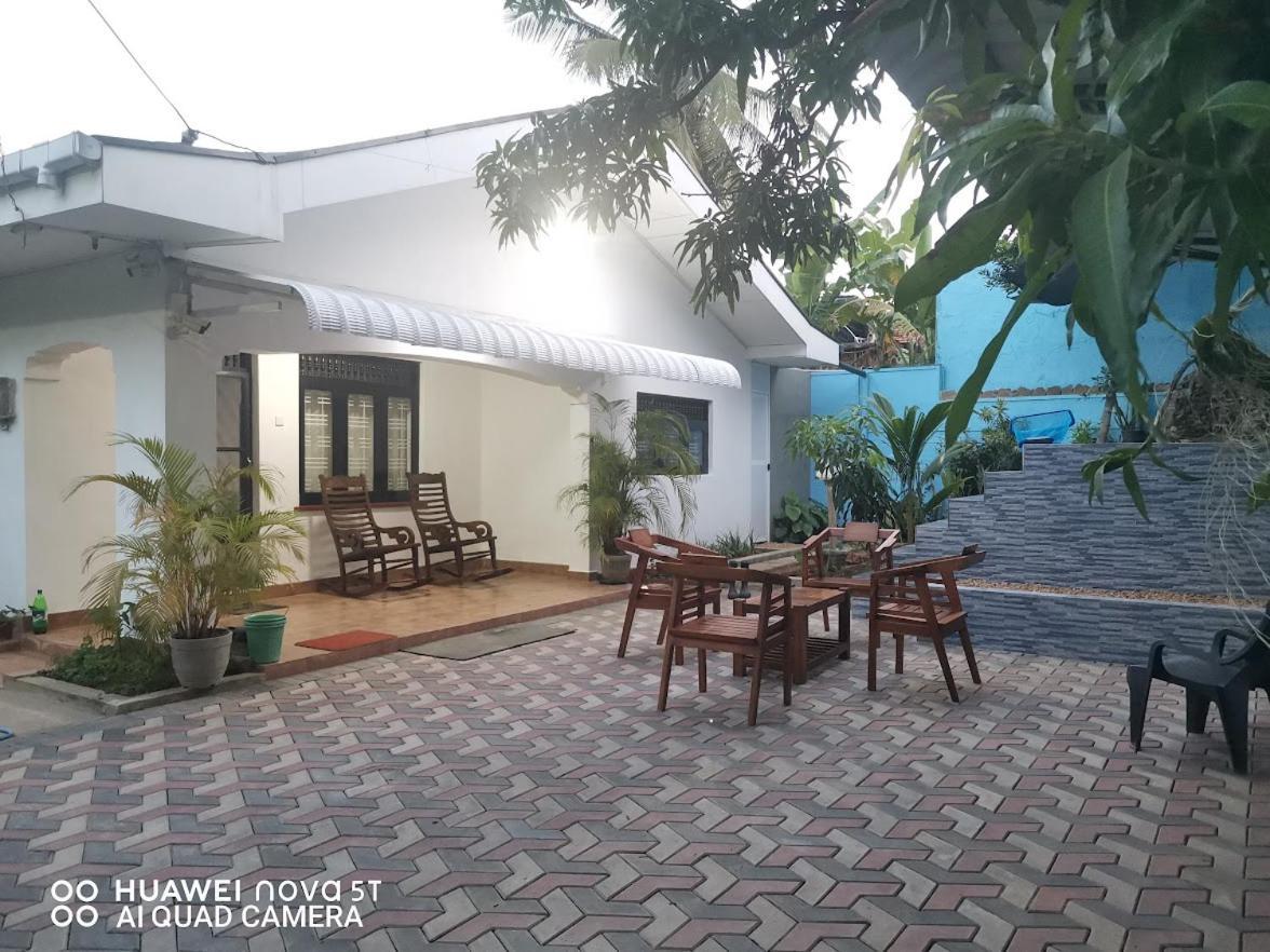 Bee Cottage Negombo Exteriér fotografie